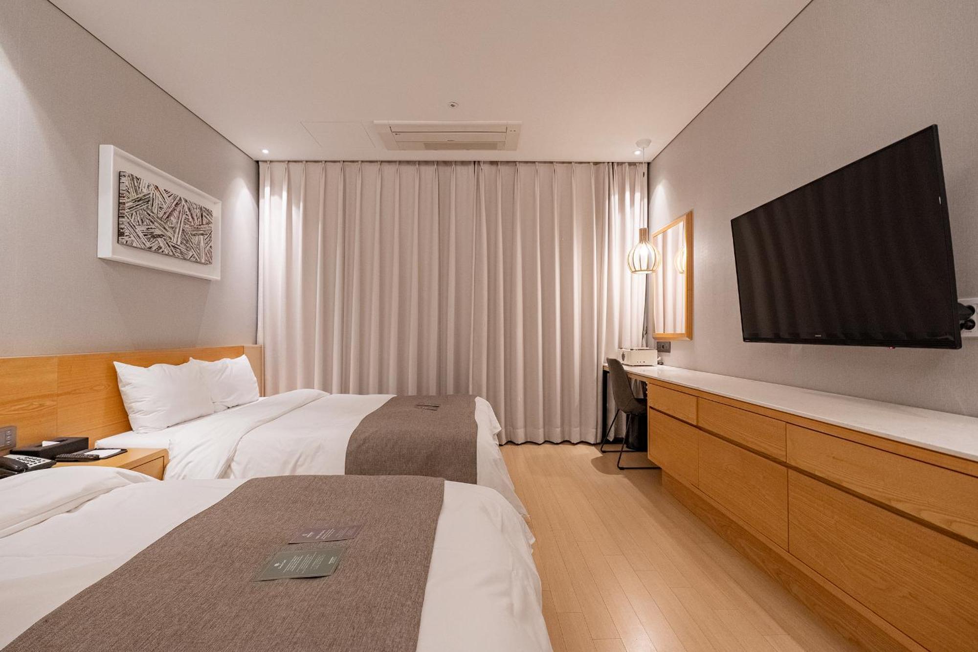 Gloucester Hotel Cheongju Eksteriør bilde